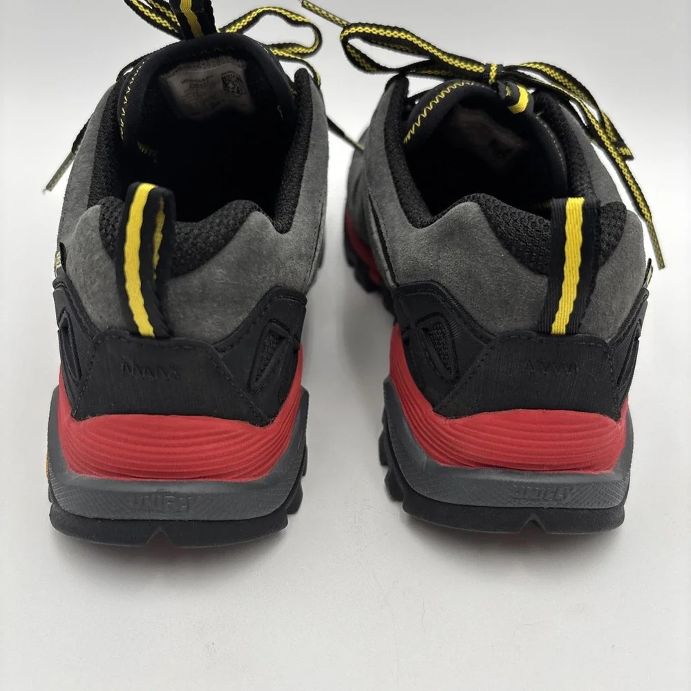 Merrell these capra